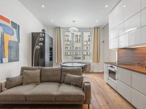 Pronájem bytu 2+kk, Praha - Staré Město, Bílkova, 50 m2