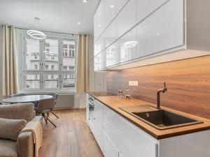 Pronájem bytu 2+kk, Praha - Staré Město, Bílkova, 50 m2
