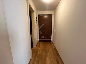 Pronájem bytu 1+kk, Praha - Holešovice, Ortenovo náměstí, 44 m2