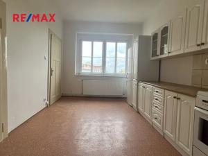 Prodej bytu 2+1, Kladno, Poštovní náměstí, 63 m2