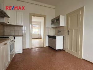 Prodej bytu 2+1, Kladno, Poštovní náměstí, 63 m2