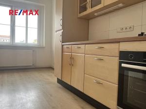 Prodej bytu 2+1, Kladno, Poštovní náměstí, 63 m2