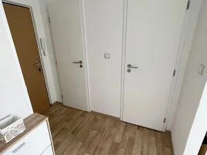 Pronájem bytu 2+kk, Praha - Hostivař, plukovníka Mráze, 40 m2