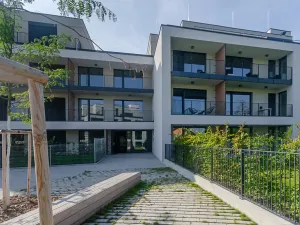 Pronájem bytu 1+kk, Praha - Štěrboholy, K učilišti, 39 m2