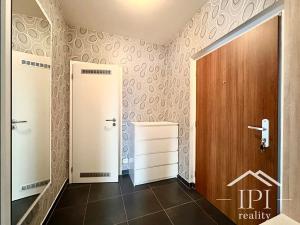 Pronájem bytu 2+kk, Praha - Chodov, Babická, 56 m2