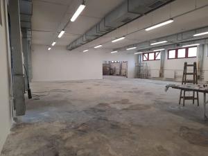 Pronájem výrobních prostor, Újezd u Brna, 800 m2