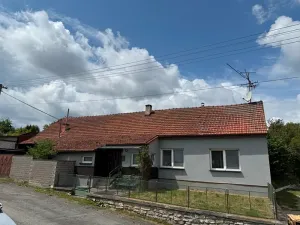 Prodej chalupy, Jesenec, 140 m2