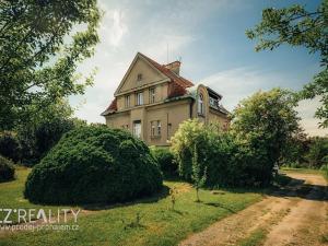 Prodej podílu vily, Praha - Klánovice, Ke znaku, 300 m2