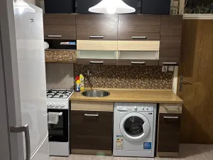 Pronájem bytu 1+1, Karlovy Vary, Družstevní, 37 m2