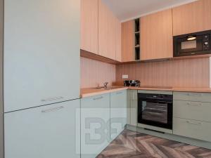 Pronájem bytu 2+kk, Praha - Vysočany, Střídavá, 56 m2