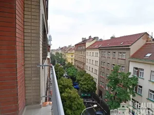 Pronájem bytu 2+kk, Praha - Vinohrady, Řipská, 36 m2