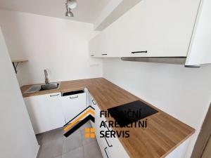 Pronájem bytu 2+1, Mladá Boleslav, tř. Václava Klementa, 60 m2