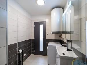 Prodej bytu 2+1, Litomyšl, Dukelská, 64 m2