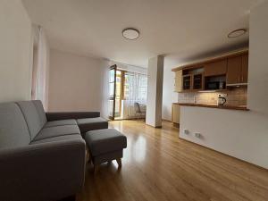Pronájem bytu 2+kk, Praha - Smíchov, Randova, 48 m2