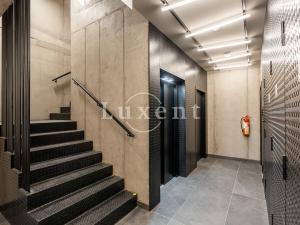Pronájem bytu 1+kk, Praha, Pechlátova, 50 m2