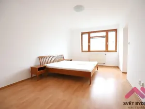 Pronájem bytu 2+kk, Praha - Zbraslav, Aleny Santarové, 41 m2