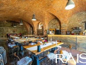 Prodej restaurace, Znojmo, 683 m2