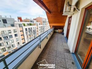 Pronájem bytu 2+kk, Praha - Dejvice, Lindleyova, 57 m2