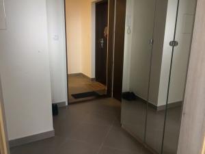 Pronájem bytu 1+kk, Praha - Zličín, Sazovická, 36 m2