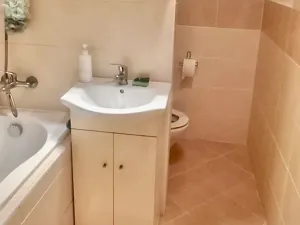 Prodej podílu bytu 2+1, Břeclav, Na Valtické, 43 m2
