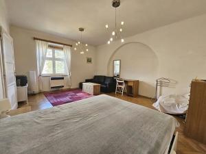 Pronájem bytu 2+kk, Praha - Nusle, V Občanském domově, 52 m2
