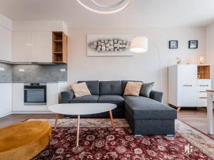Pronájem bytu 2+kk, Praha - Holešovice, U Pergamenky, 55 m2