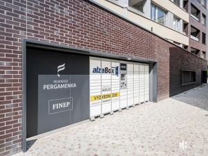 Pronájem bytu 2+kk, Praha - Holešovice, U Pergamenky, 55 m2