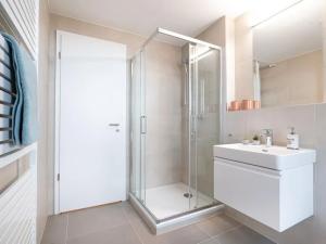 Pronájem bytu 1+kk, Praha - Prosek, Litoměřická, 35 m2