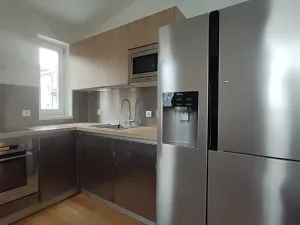 Pronájem bytu 3+1, Praha - Vyšehrad, Neklanova, 85 m2