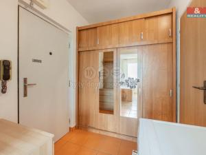 Pronájem bytu 1+kk, Kladno - Kročehlavy, Americká, 35 m2