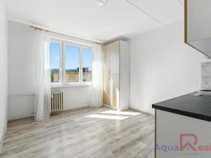 Prodej bytu 1+1, Karlovy Vary, Jana Opletala, 35 m2