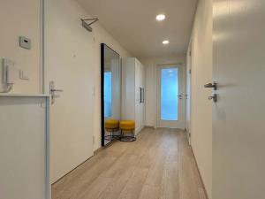 Pronájem bytu 2+kk, Praha, Výstavní, 59 m2