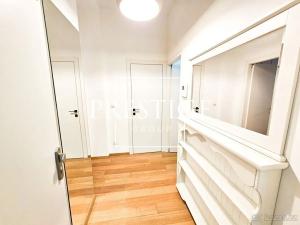 Pronájem bytu 2+kk, Praha - Žižkov, Krásova, 54 m2