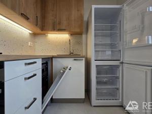 Pronájem bytu 2+1, Praha - Malešice, Chotutická, 54 m2