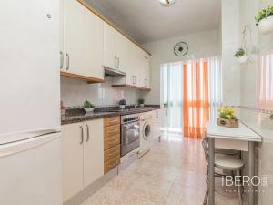 Prodej bytu 4+kk, Santa Pola, Španělsko, 77 m2