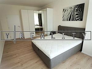 Pronájem bytu 2+kk, Praha - Karlín, Pobřežní, 58 m2
