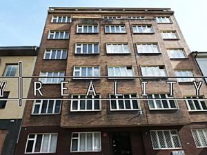 Pronájem bytu 2+kk, Praha - Karlín, Pobřežní, 58 m2