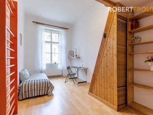 Prodej bytu 2+kk, Praha - Dejvice, Dejvická, 48 m2