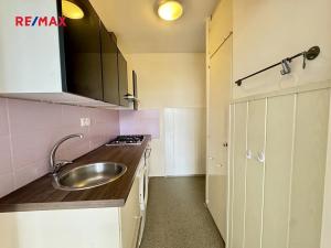 Pronájem bytu 2+kk, Praha - Háje, Plickova, 42 m2