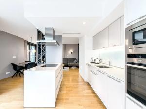 Pronájem bytu 2+kk, Praha - Žižkov, Pitterova, 100 m2