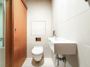 Pronájem bytu 2+kk, Praha - Žižkov, Pitterova, 100 m2