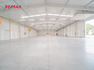 Pronájem skladu, Hradec Králové, Kladská, 2725 m2