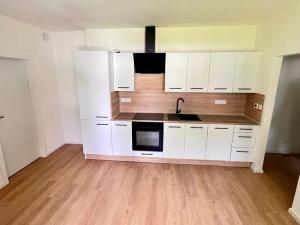 Pronájem bytu 2+kk, Ostrava, Hany Kvapilové, 45 m2