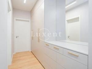 Prodej rodinného domu, Praha - Lysolaje, Horní náměstí, 112 m2
