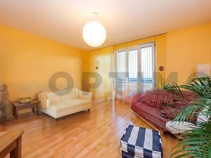 Pronájem bytu 1+kk, Praha - Kyje, Za černým mostem, 34 m2