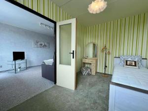 Pronájem bytu 2+kk, Kladno, Hřebečská, 48 m2