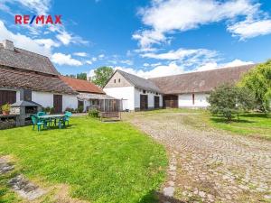 Prodej rodinného domu, Kozárovice, 174 m2