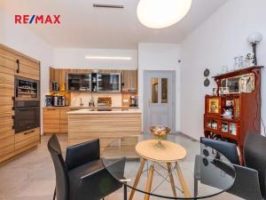 Prodej bytu 2+1, Praha - Josefov, Valentinská, 109 m2