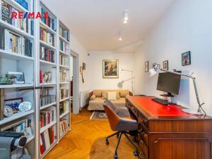 Prodej bytu 2+1, Praha - Josefov, Valentinská, 109 m2