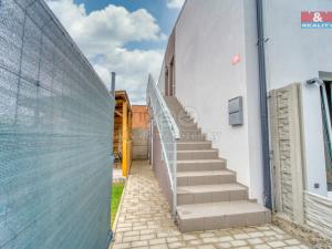 Prodej bytu 3+kk, Vochov, 52 m2